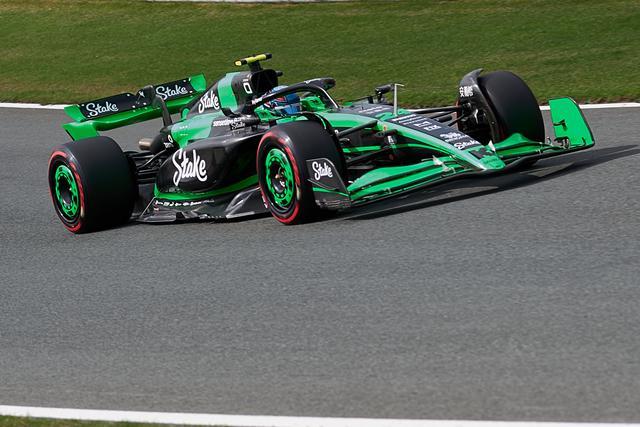 威廉姆斯绝杀索伯车队，周冠宇状态火热