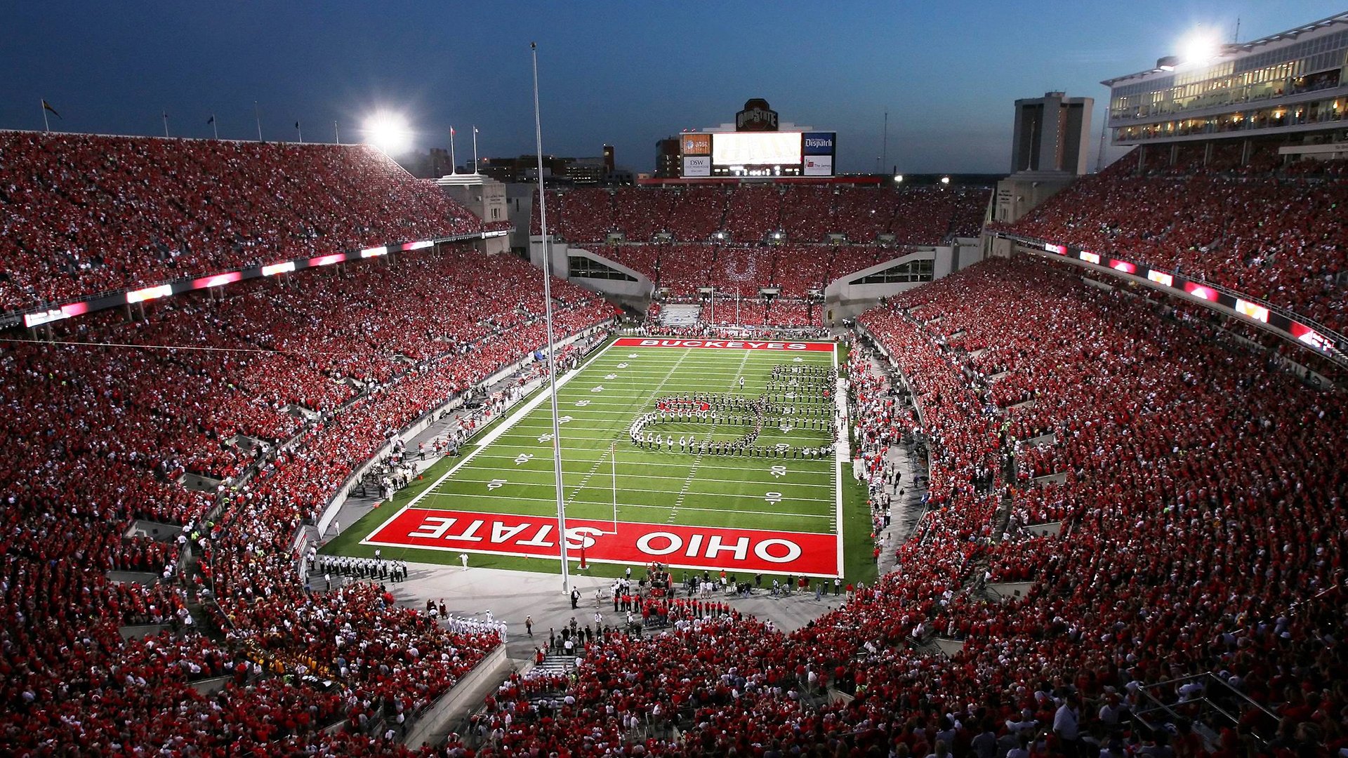 爱游戏在线-皇马节奏掌控韩国，迪巴拉在德甲争冠战接管比赛，足球全球化下的战术迁徙与个人英雄主义