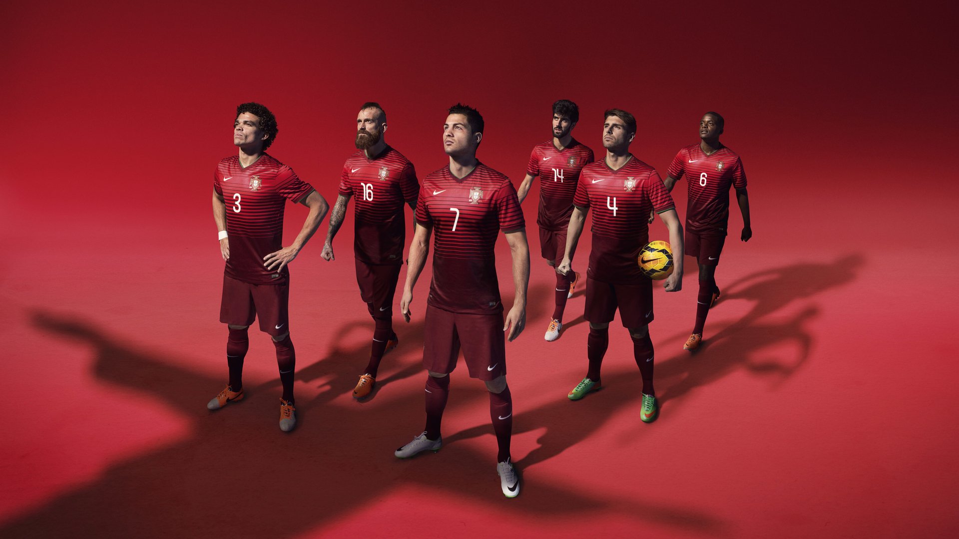 巴斯托尼的里程碑，当蓝衣军团遇上南美红，一场跨越时空的足球对话